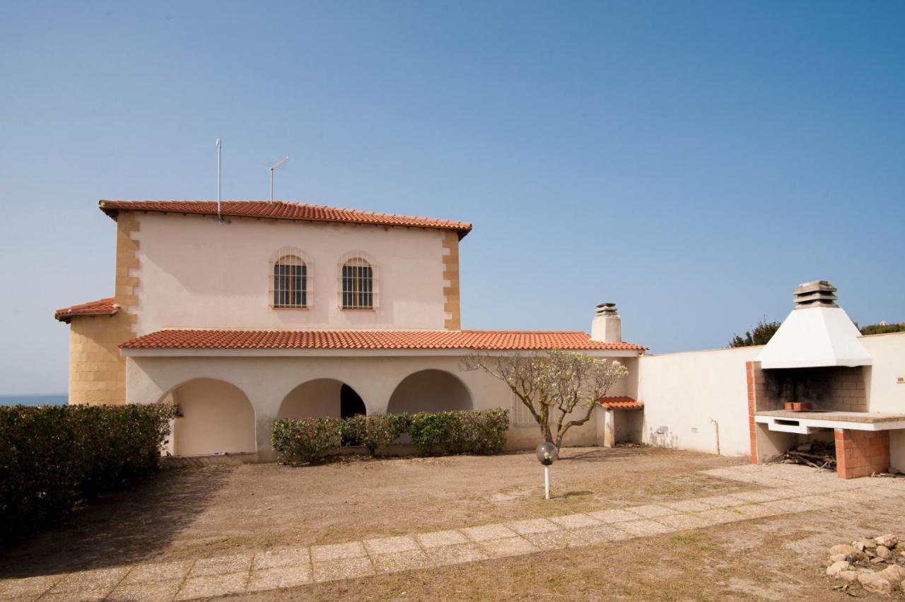 VILLA HORUS SAN GIOVANNI SINIS - Villa sul mare con grande giardino privato San Giovanni di Sinis Esterno foto
